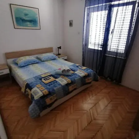 Apartman Piko *